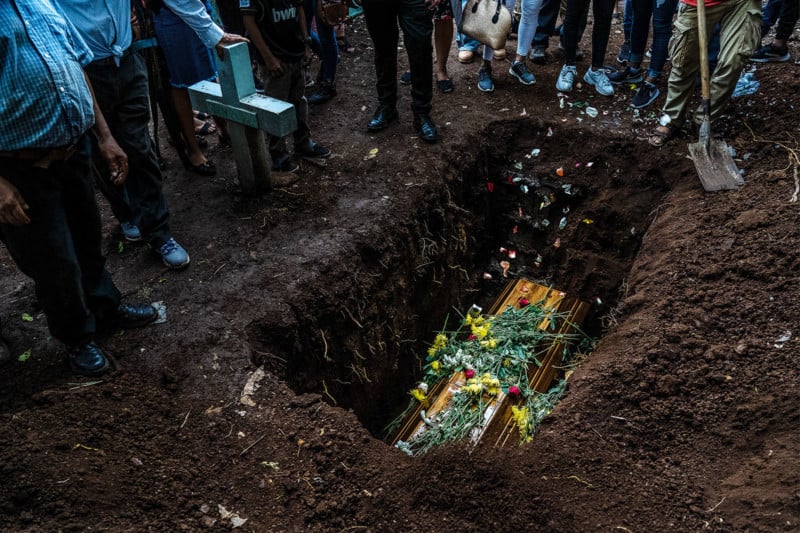 Burial, El Salvador