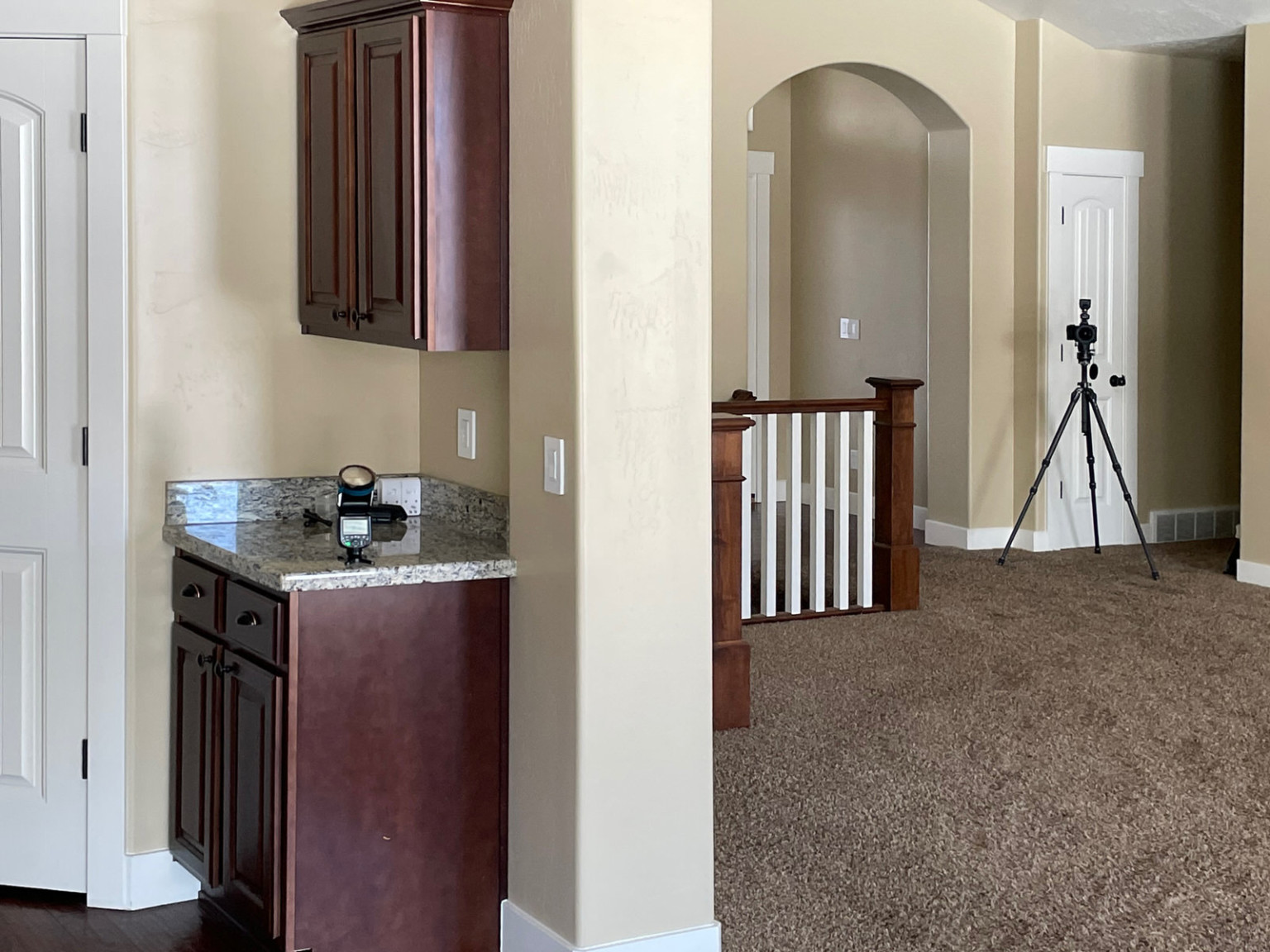 How to Shoot Real Estate Photos with HDR and Flash, From Start to