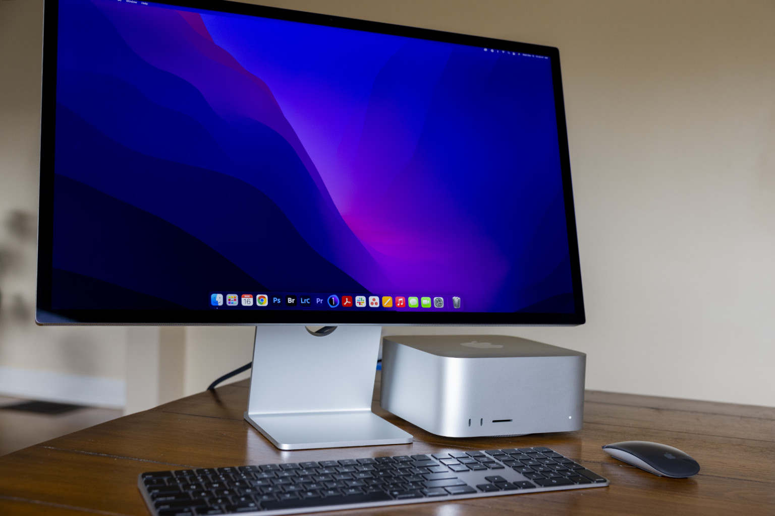 Apple Mac Studio with M1 Ultra Review: Insane Power for the Price ...