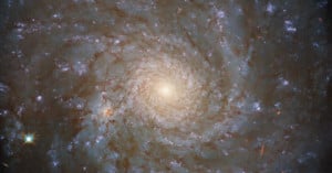 Stunning Spiral Galaxy Photographed by Hubble