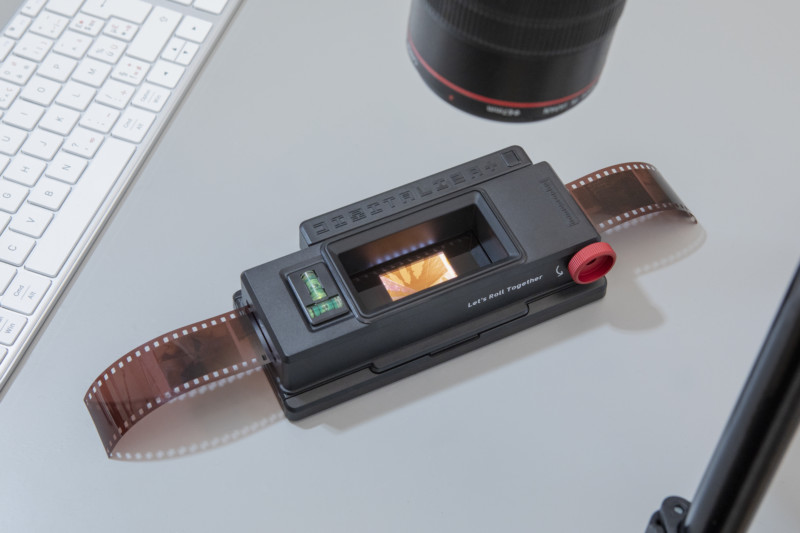 The Lomography Smartphone Film Scanner