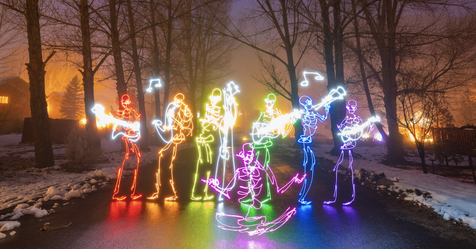 Light Painting Photographer Creates a Ghostly Skeleton Band