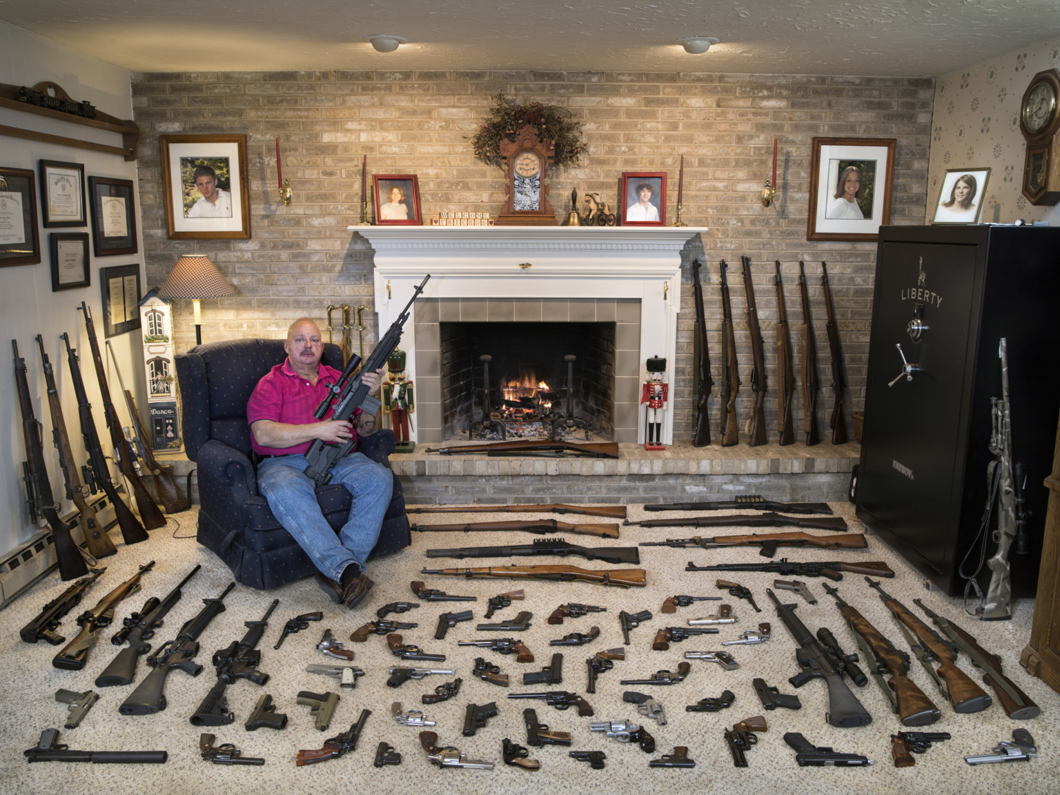 ‘Ameriguns’ Photo Series Reveals the Unique Culture of Guns in the USA ...