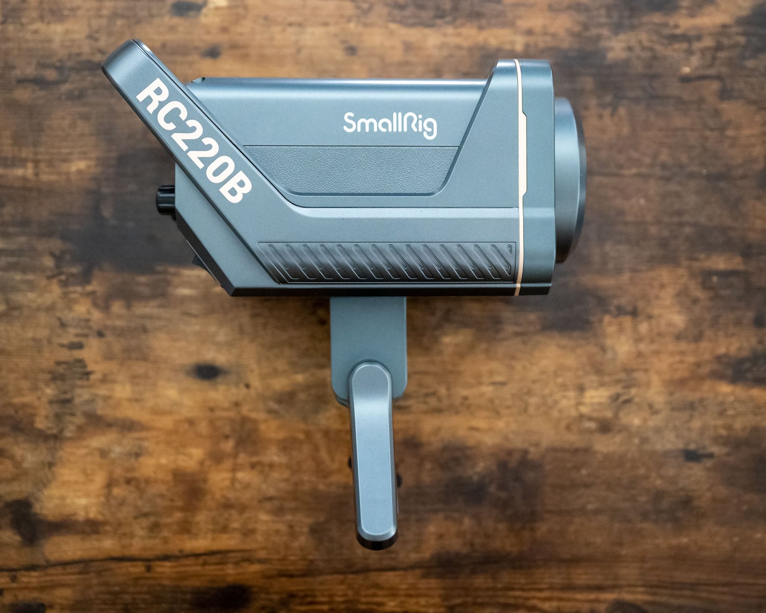 SmallRig RC 220 Bi-Color LED Review: Accurate and Affordable | PetaPixel