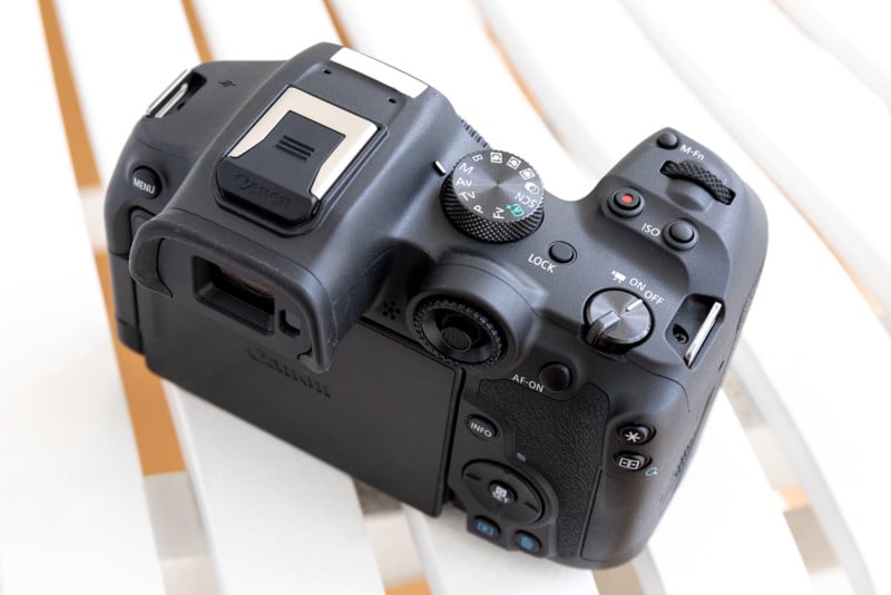 Κάμερα Canon EOS R7.