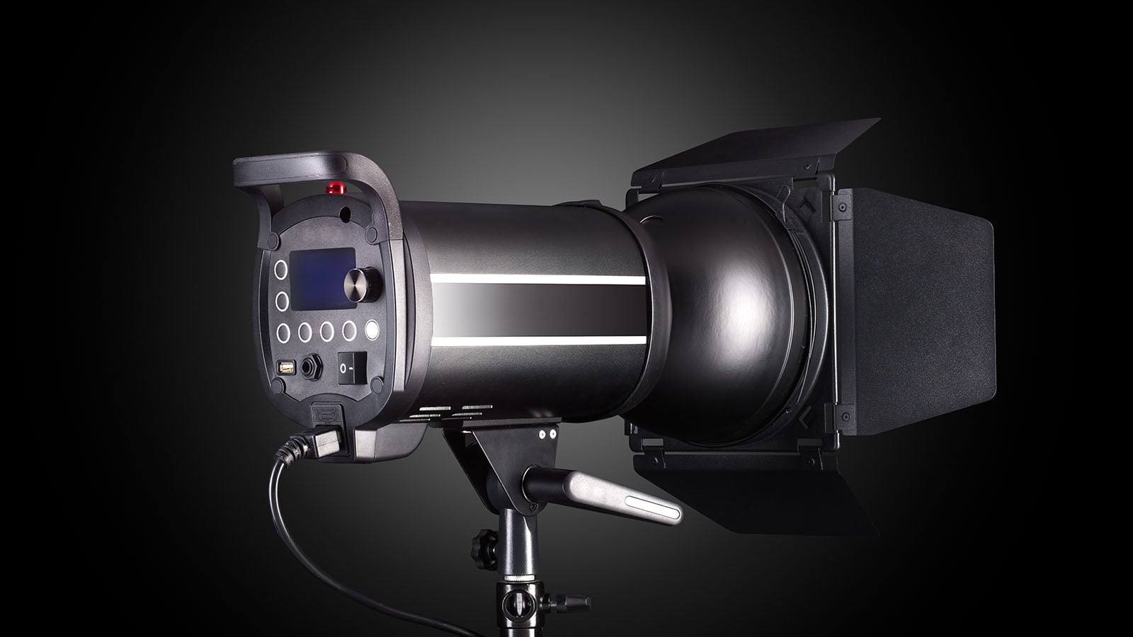 A Guide to Studio Lights in Photography | PetaPixel