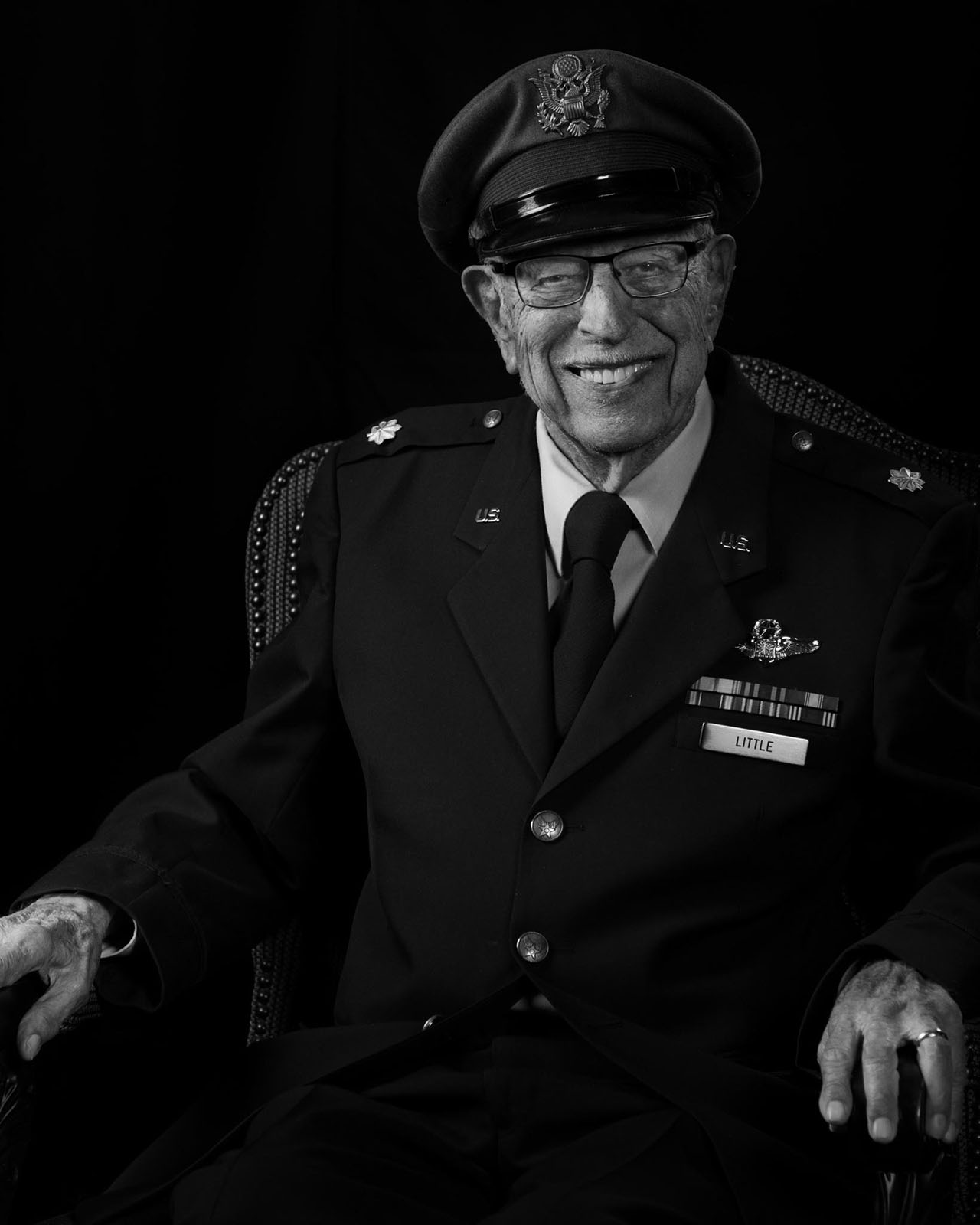 Navy Photographer Shoots Portraits of WWII Vets Before It's Too Late ...