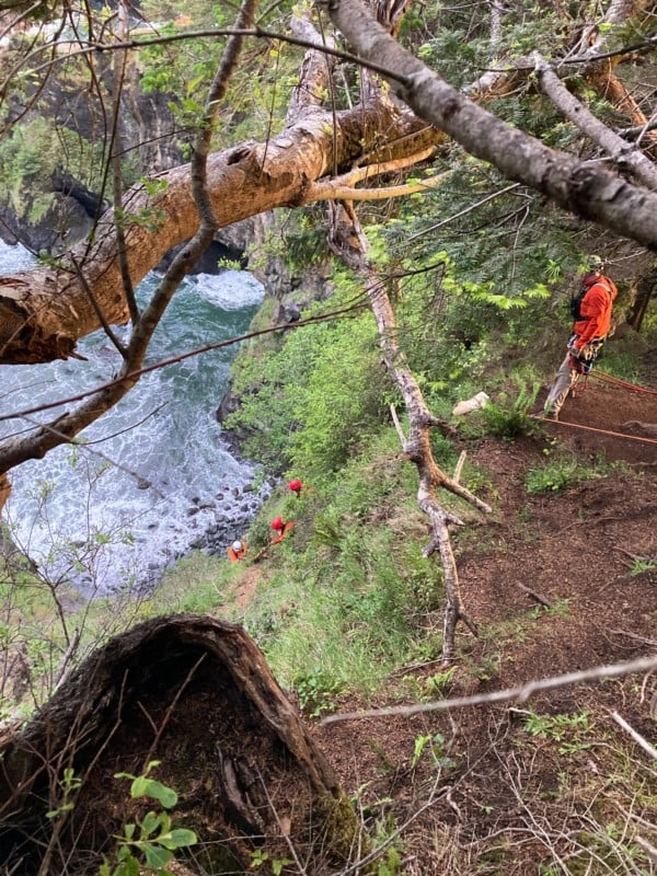 Landscape Photographer Tragically Dies After Falling from Cliff