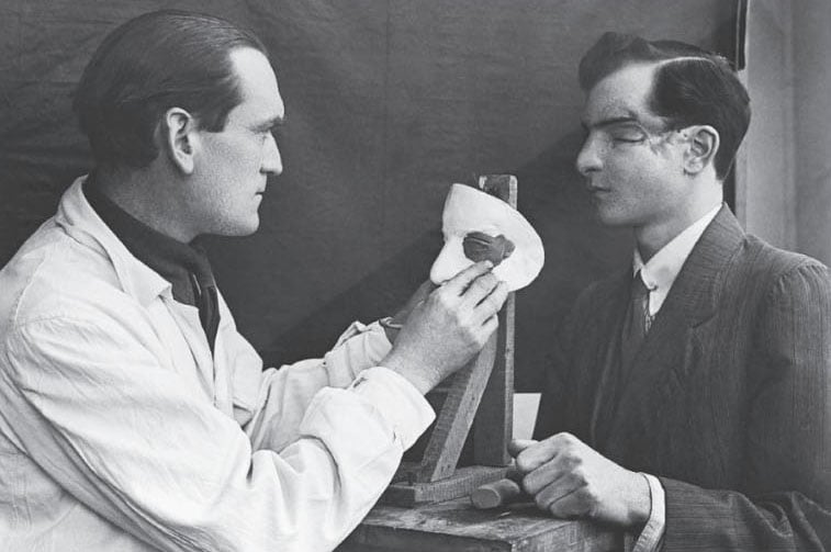 The Facemaker: A Surgeon's Battle to Mend Disfigured WW1 Soliders 