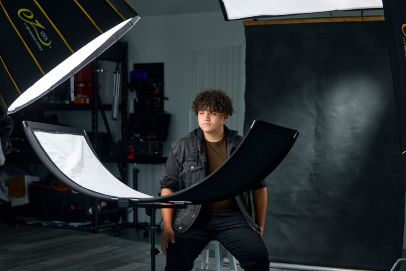 How to use a Curved Reflector?