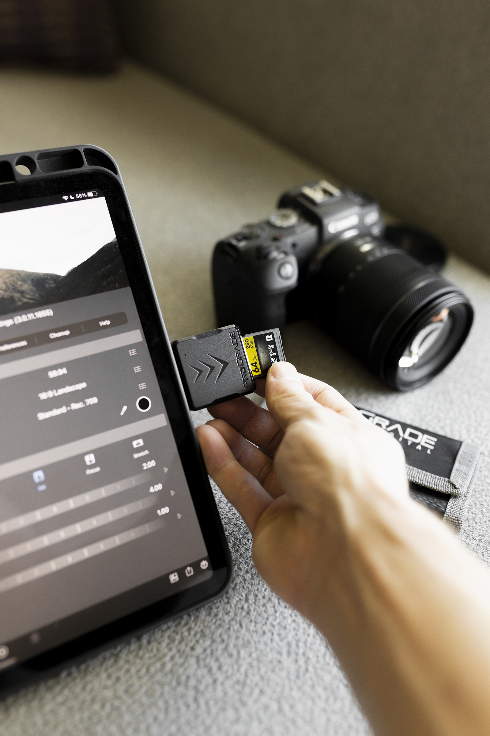 ProGrade Digital's New Tiny SD Card Reader is Made for Mobile Creators ...
