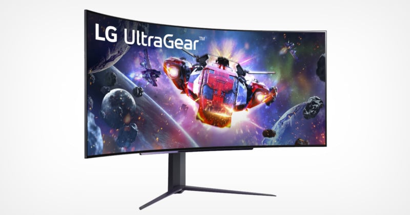 LG UltraGear Curved OLED