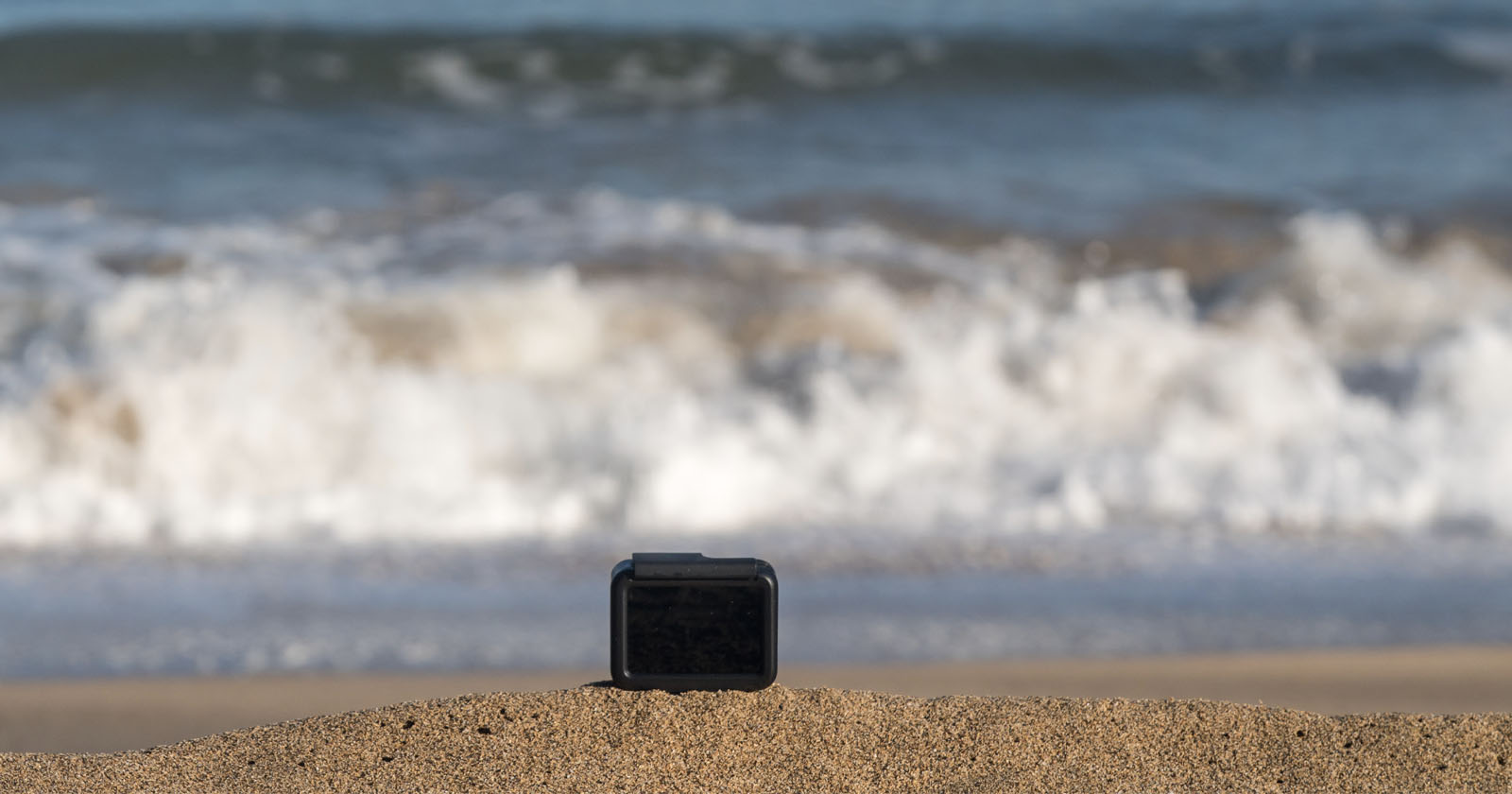 Florida Photographer Dies After Sand Dune Collapses on Top of Him