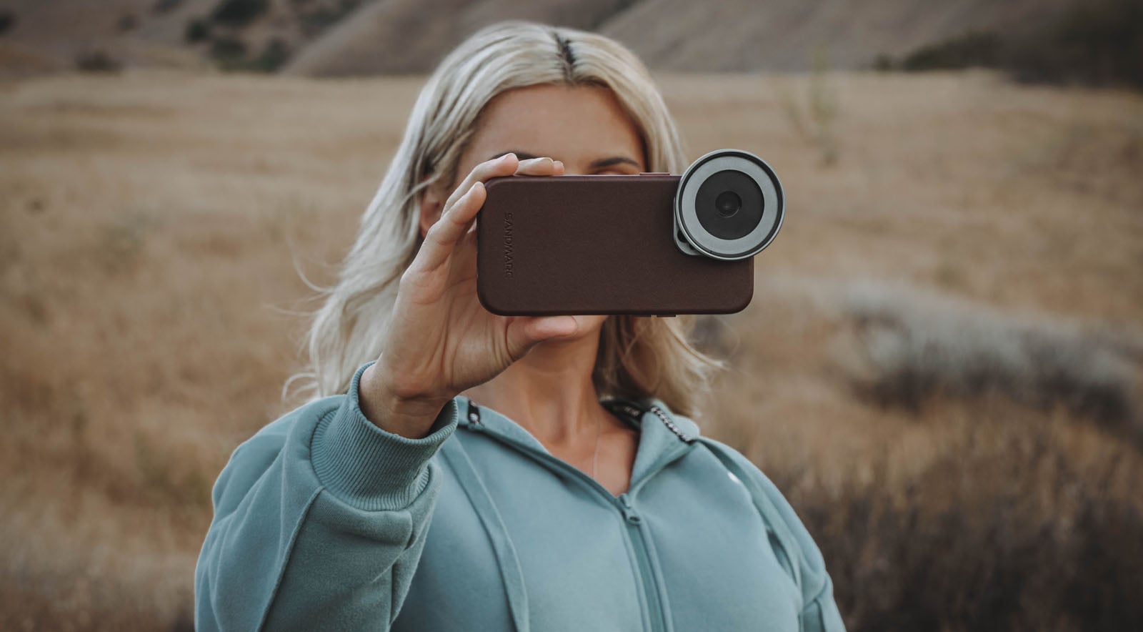 Sandmarc's Cloud Diffusion Filter for iPhone Adds Ethereal Look to