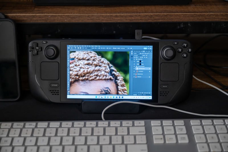 Editing in Photoshop with Windows 11 on Steam Deck