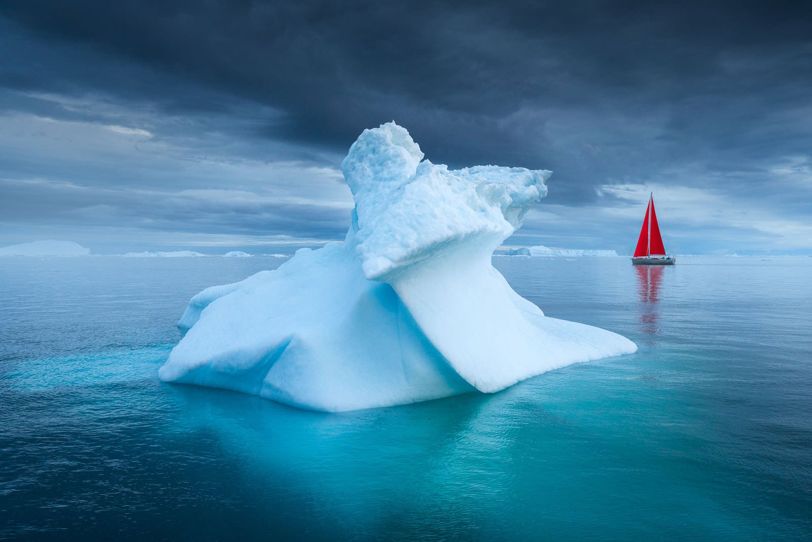 Photographer Captures the Magical Beauty of Greenland's Disko Bay ...