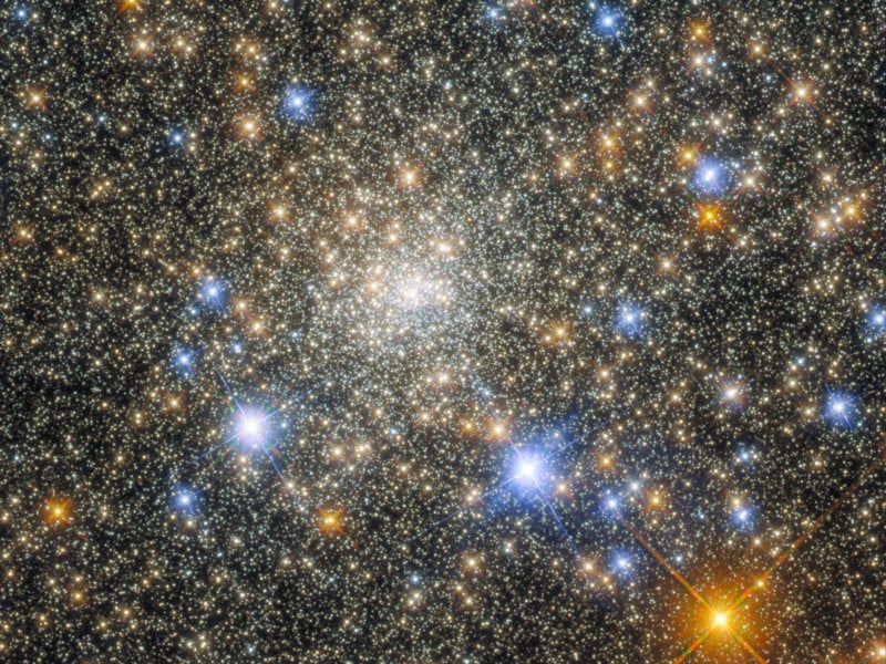 Hubble fotografía un magnífico cúmulo de estrellas titilantes