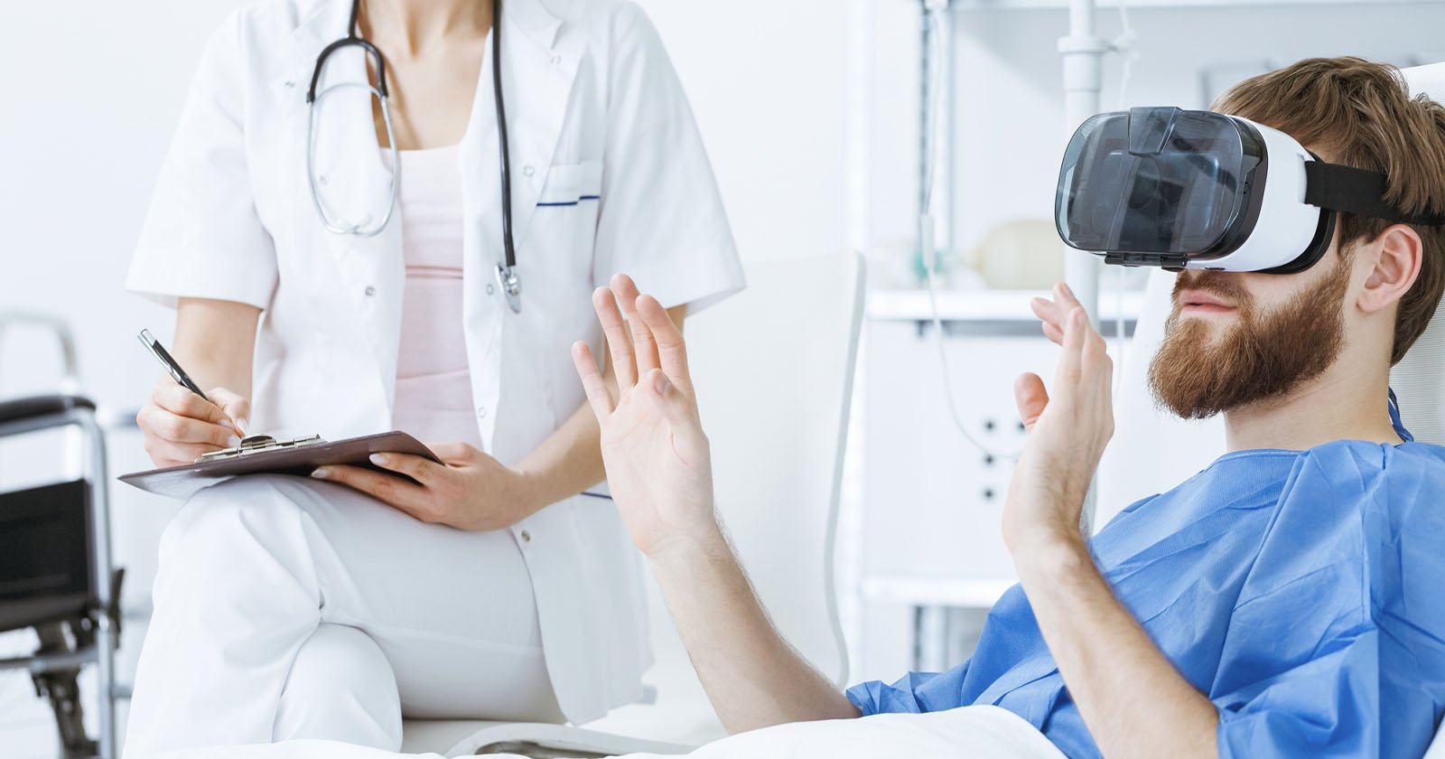 Study Finds Patients Wearing VR Headsets Need Less Anaesthetic