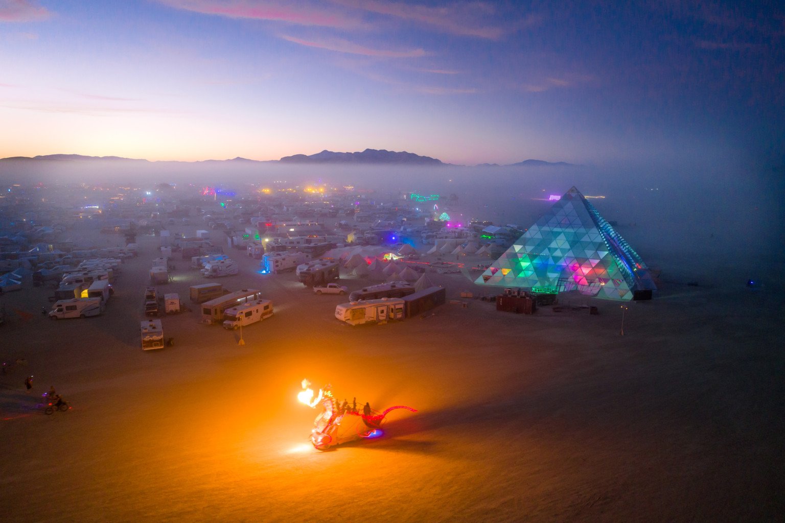 Gigapixel Photo of Burning Man Shows Desert Festival in Extreme Detail ...