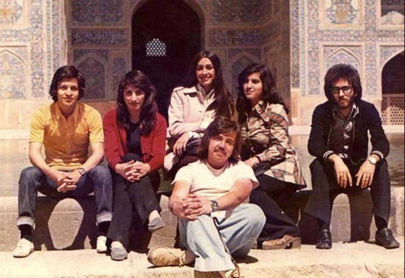Photos Show What Life Looked Like For Iranian Women Before 1979 Revolution Photography Boss