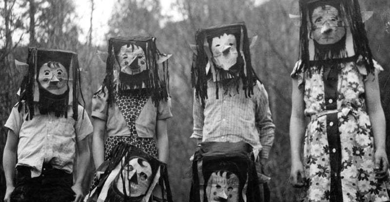 Century-Old Photos of Spooky Vintage Halloween Costumes | PetaPixel