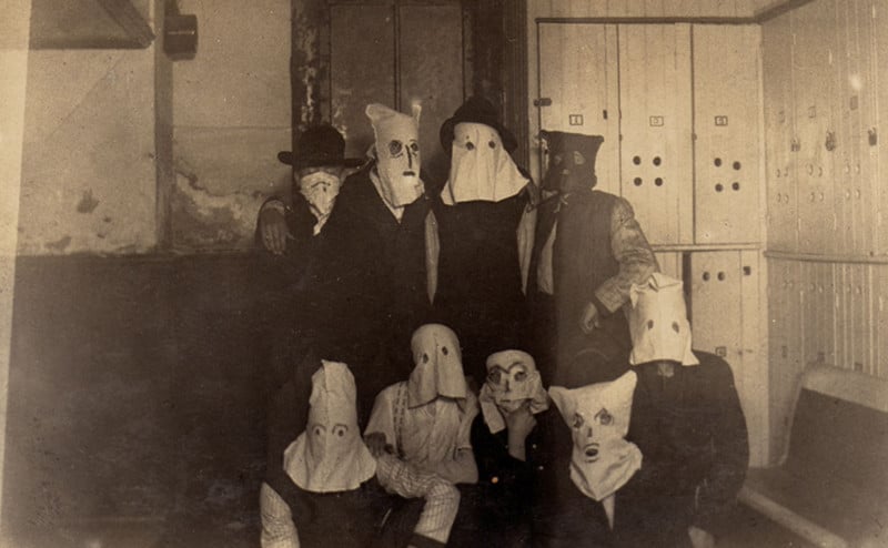 Century-Old Photos of Spooky Vintage Halloween Costumes | PetaPixel