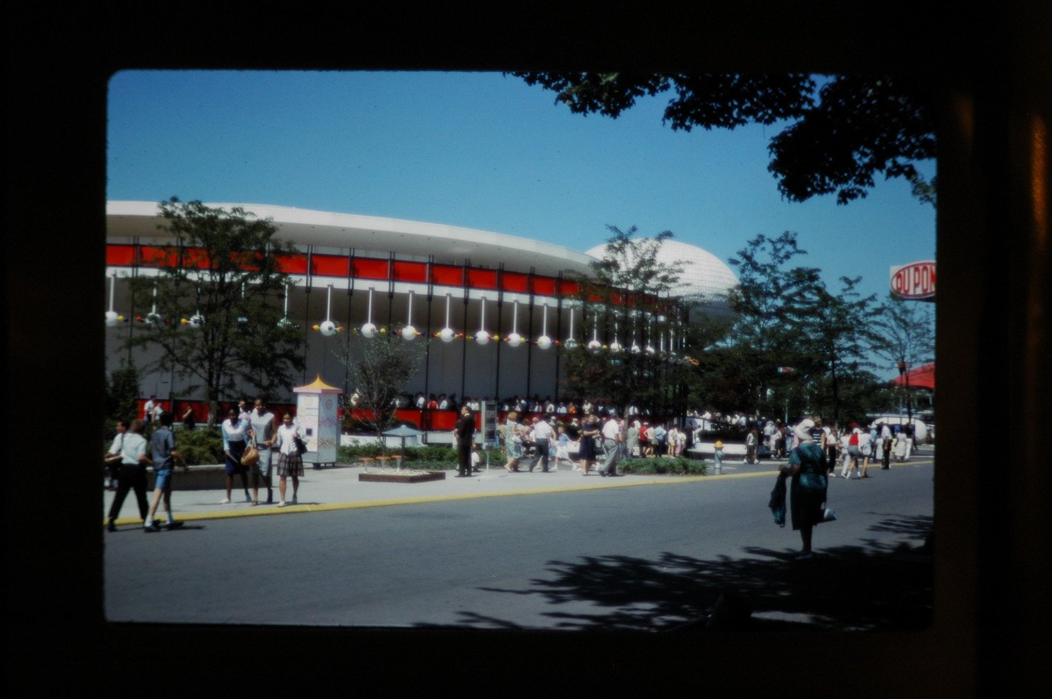 Photographer Turns Slide Projector Into a ArduinoPowered Digitizer PetaPixel