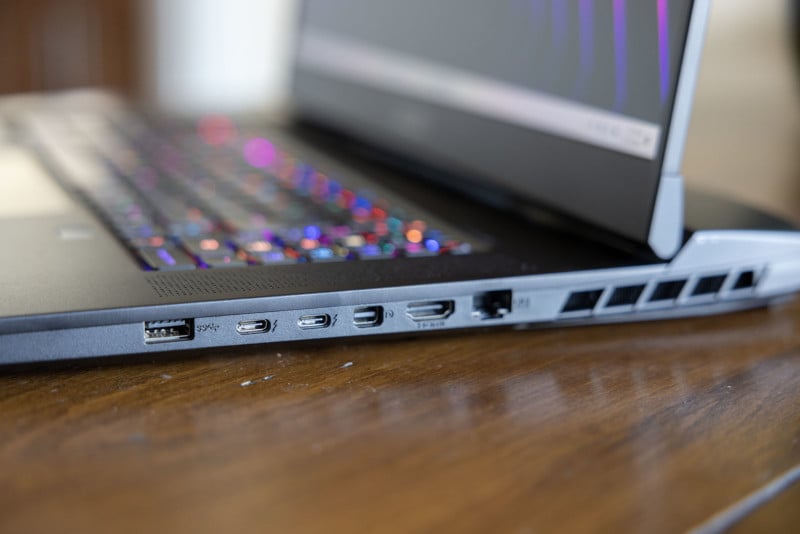 MSI Titan GT77 Review