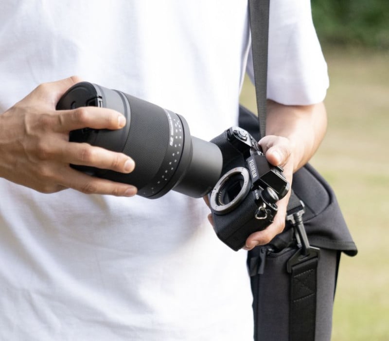 Compact Super-Telephoto Lenses