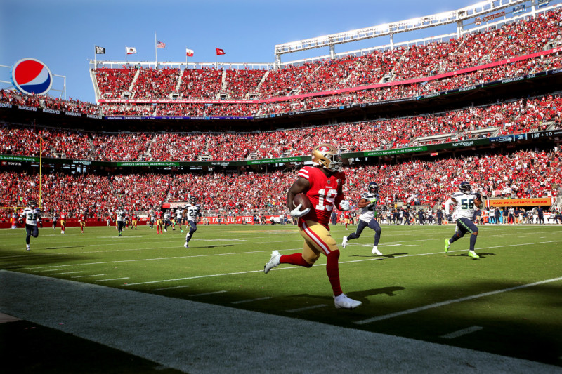 Six decades of football photography: Michael Zagaris talks fighting for  access, the San Francisco 49ers' deep Peninsula roots and his new photo  book, News, Palo Alto Online