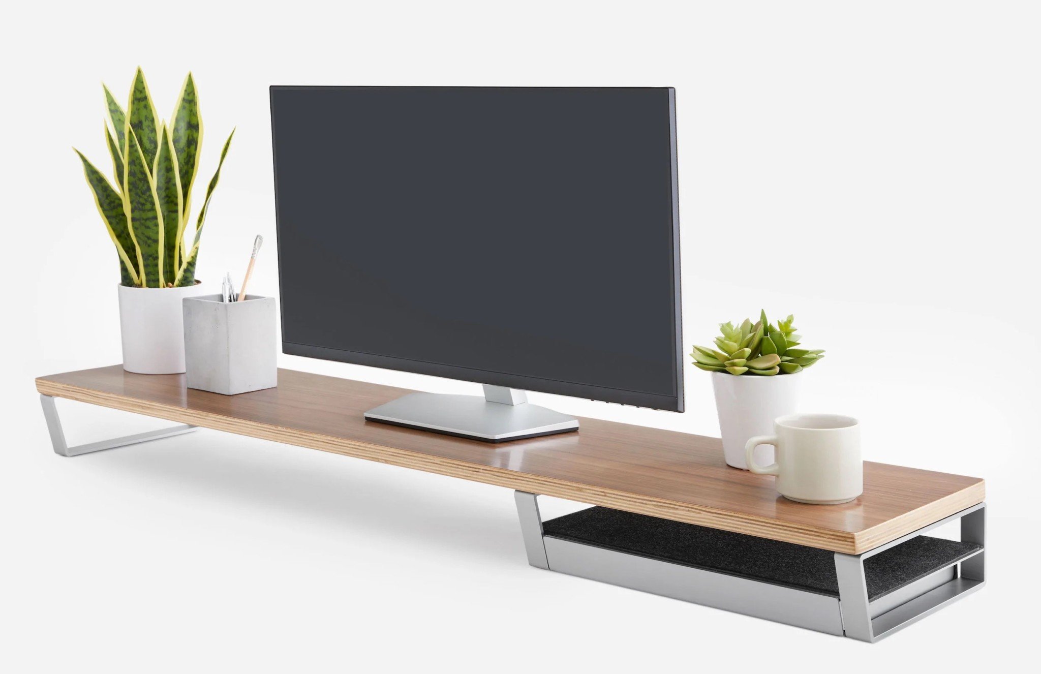 The Best Monitor Stands In 2024 PetaPixel   HumanCentric Desk Shelf1 E1673303806845 2048x1326 