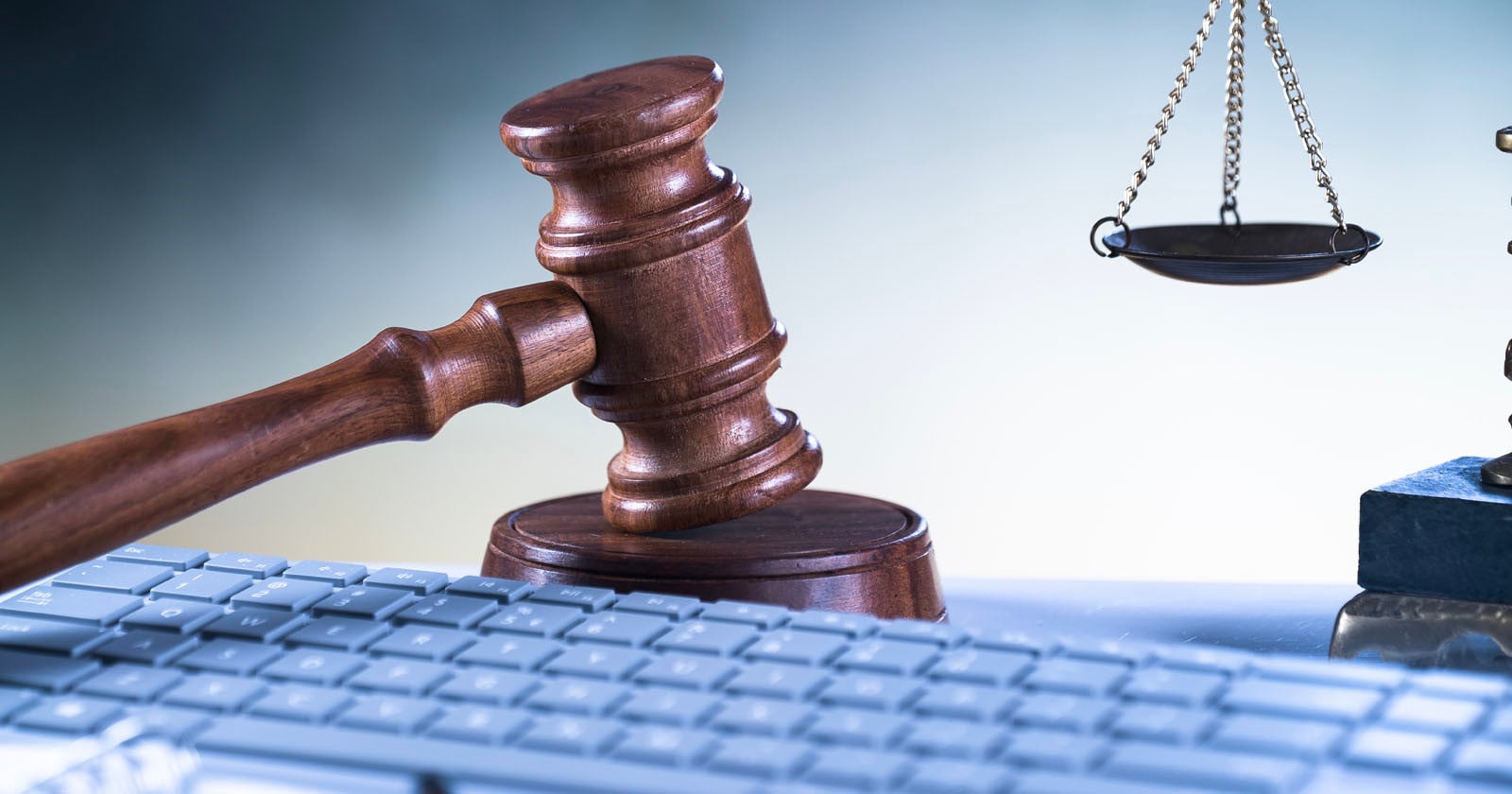 Photographer Whose Metadata Was Deleted by Client Loses Lawsuit