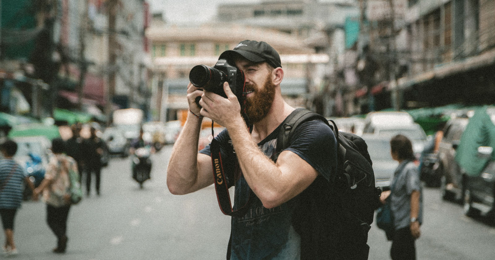 Viewbug Gigs Wants to Reward You for Photographing Strangers | PetaPixel