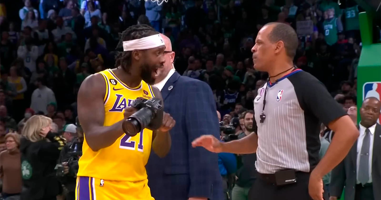 NBA Player Shows Camera to Ref to Prove Missed Foul Call