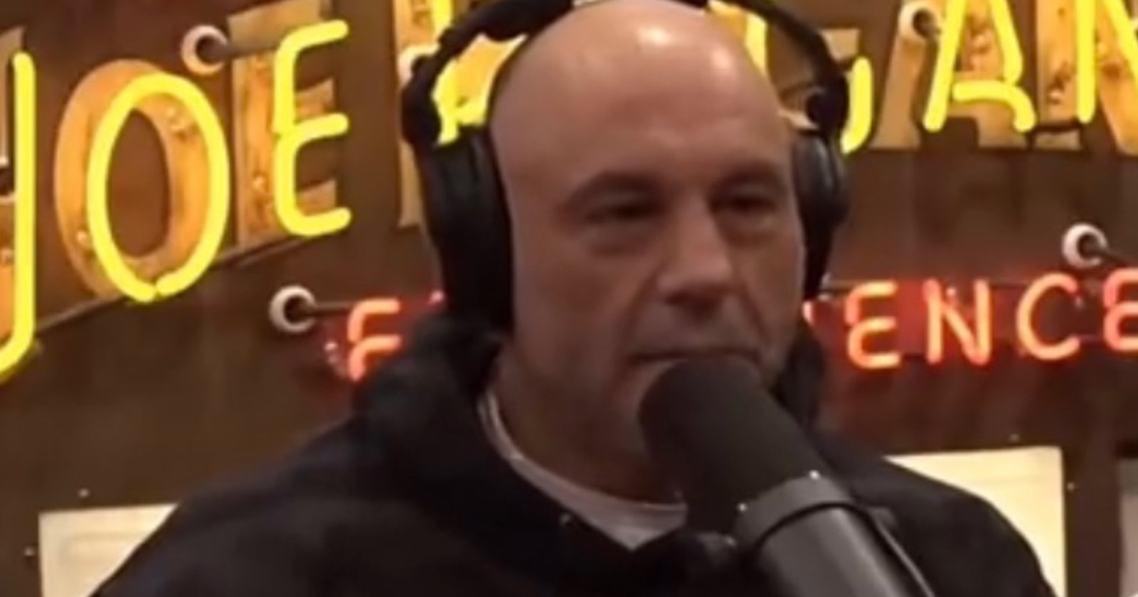 AI Joe Rogan Promotes Product in Disconcerting Deepfake Video | PetaPixel