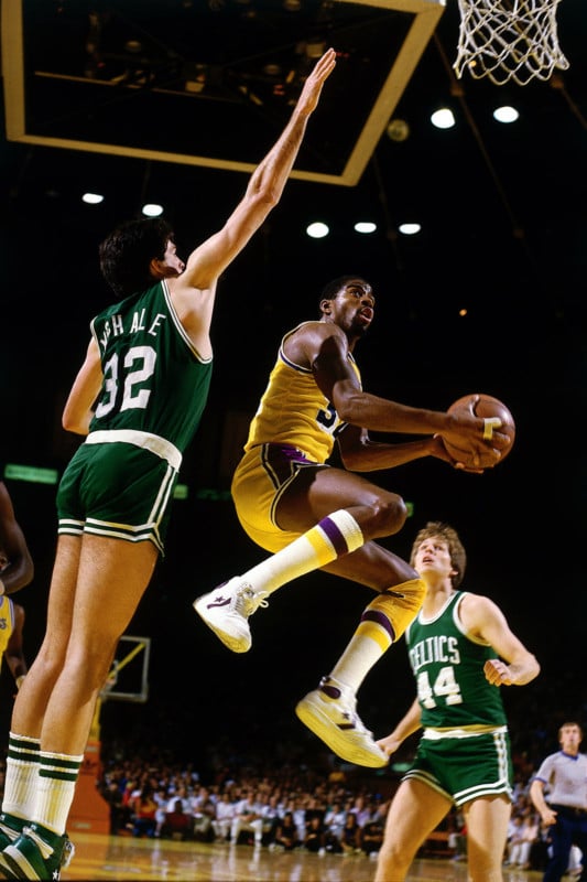 LeBron James dunk: Lakers photographer captures iconic moment - Sports  Illustrated