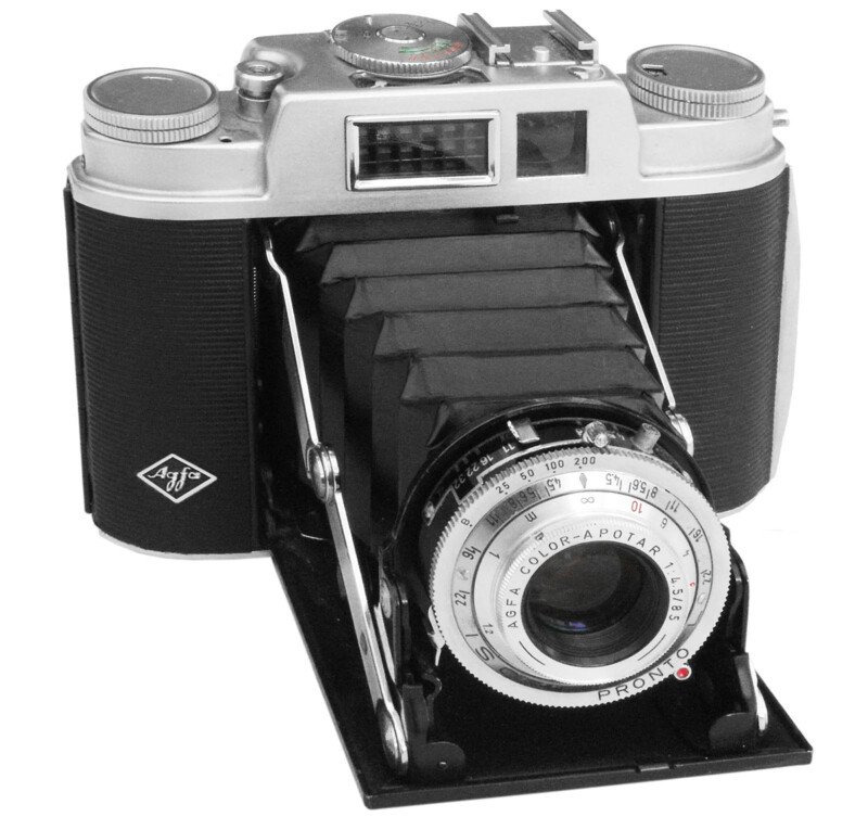 10 Fun, Super Affordable 35mm Film Cameras for Beginners - Moment