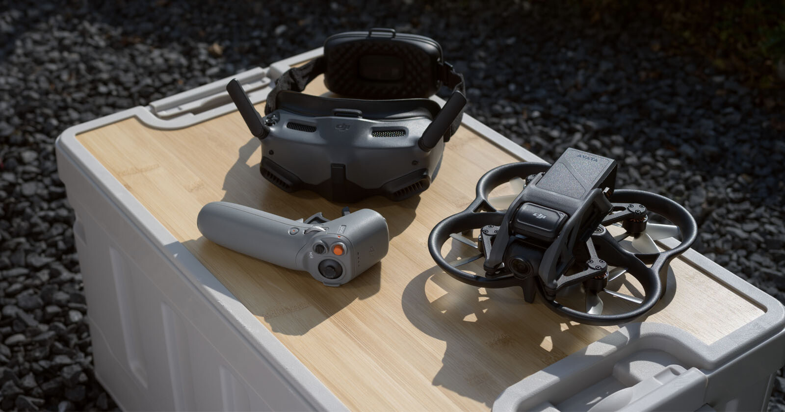 DJI’s New Googles Integra and RC Motion 2 are Upgrades for the Avata