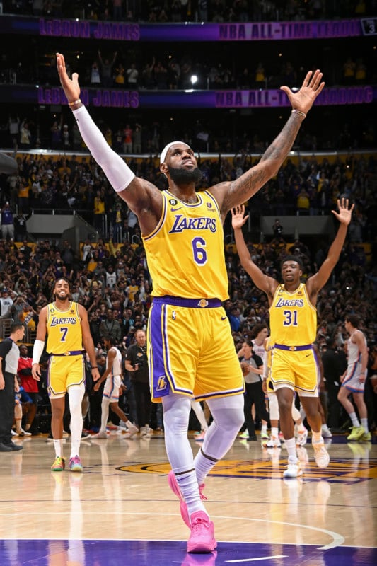 Jim Jackson of the Los Angeles Lakers stands on the court during the  News Photo - Getty Images