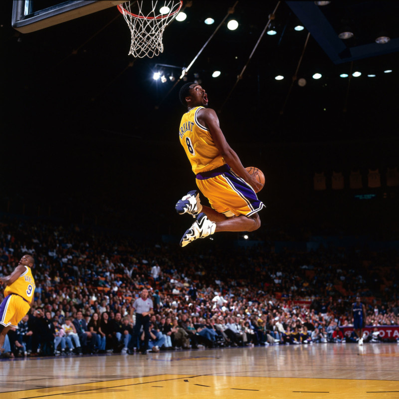 NBA 1999 Kobe Bryant Los Angeles Lakers Slam Dunk Color 8 X 10 Photo