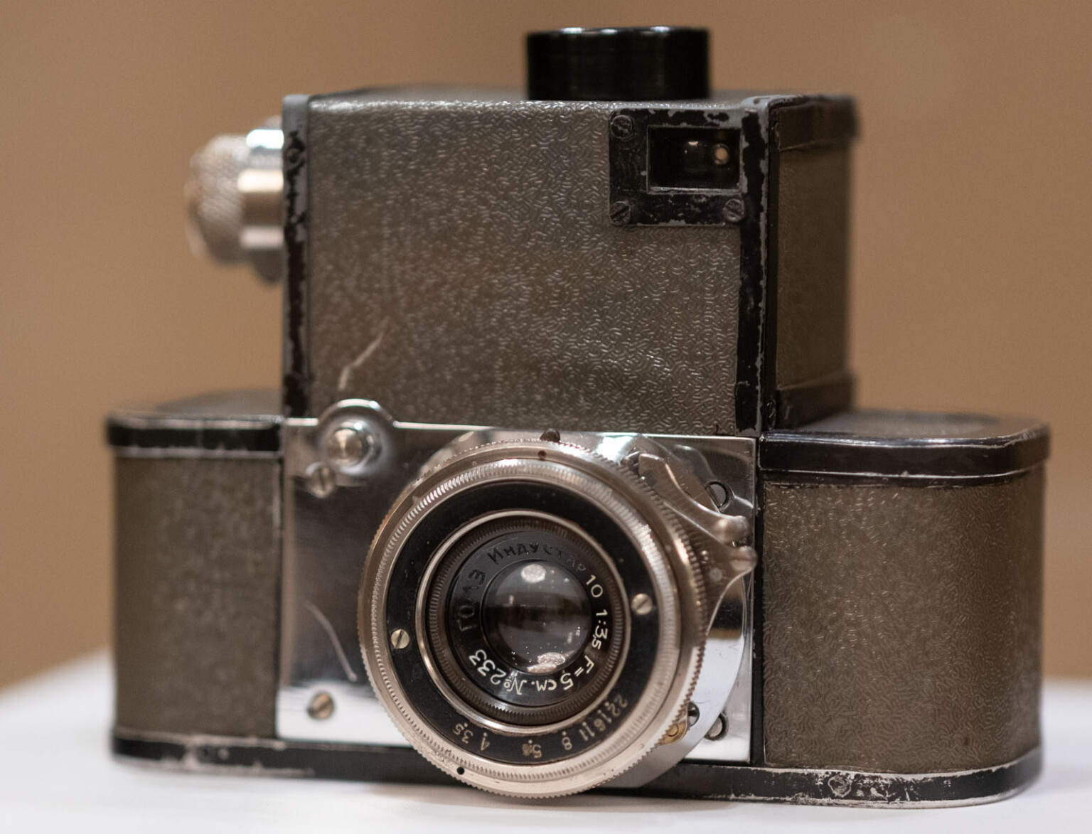 Exclusive: A Look at the Ultra-Rare Cameras in the 2023 Leitz ...