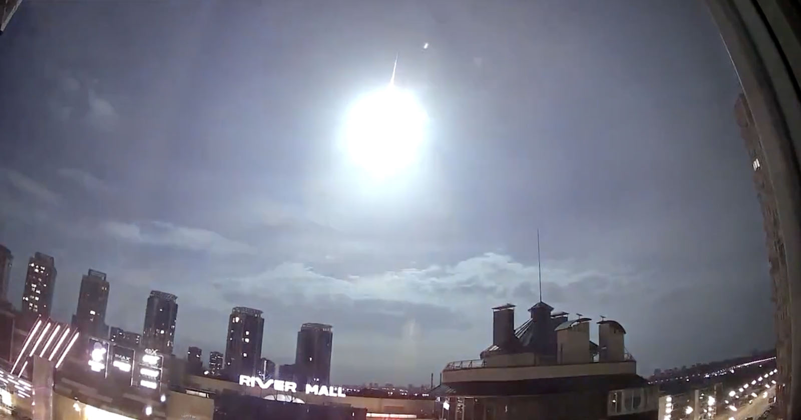 Mystery as Enormous Bright Light Dazzles Cameras in Ukraine PetaPixel