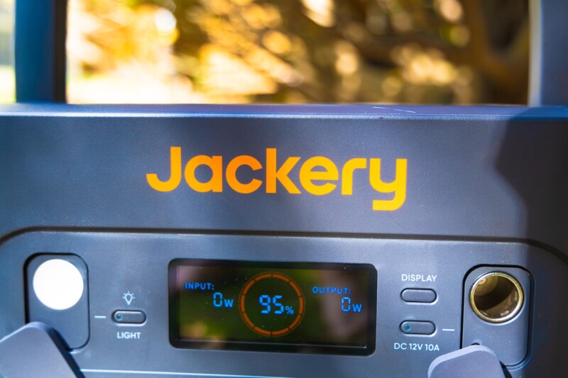 Jackery Solar Generator