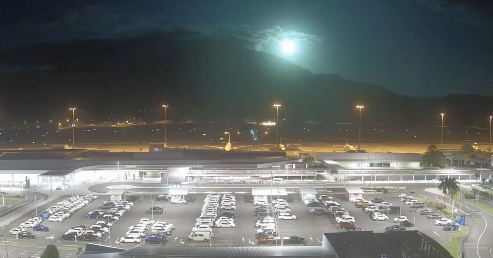 Meteor exploding over Cairns airport