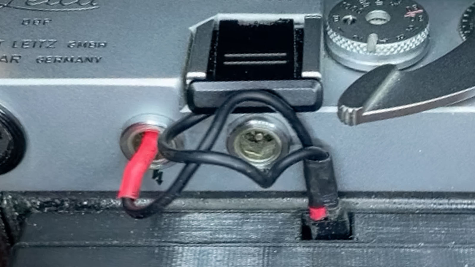 The 'Post-Digital' Leica MPi: A Leica M2 With a Raspberry Pi Camera ...