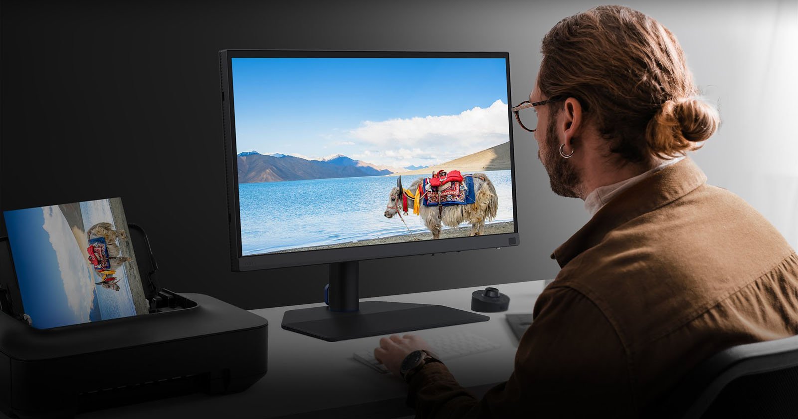 BenQ's New SW272U and SW272Q Monitors Are Made for Photographers