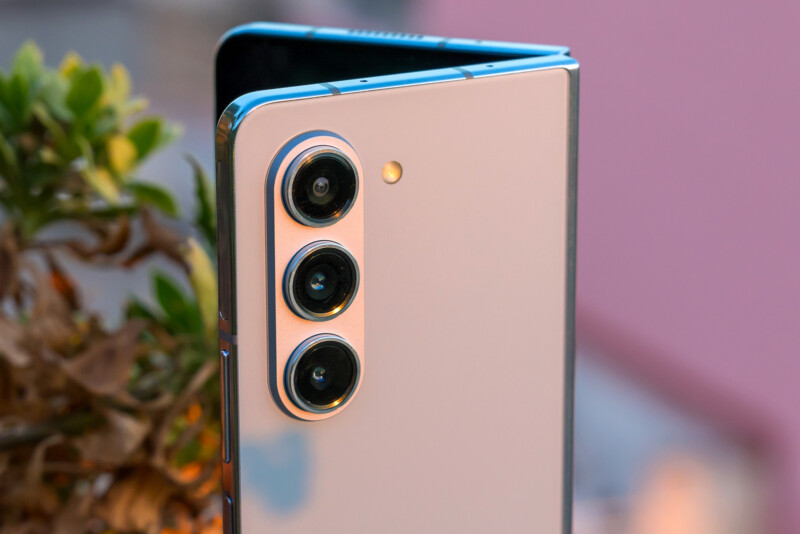 Hands-On with the Galaxy Z Fold 5 and Flip 5: Cameras Still Aren't the  Focus