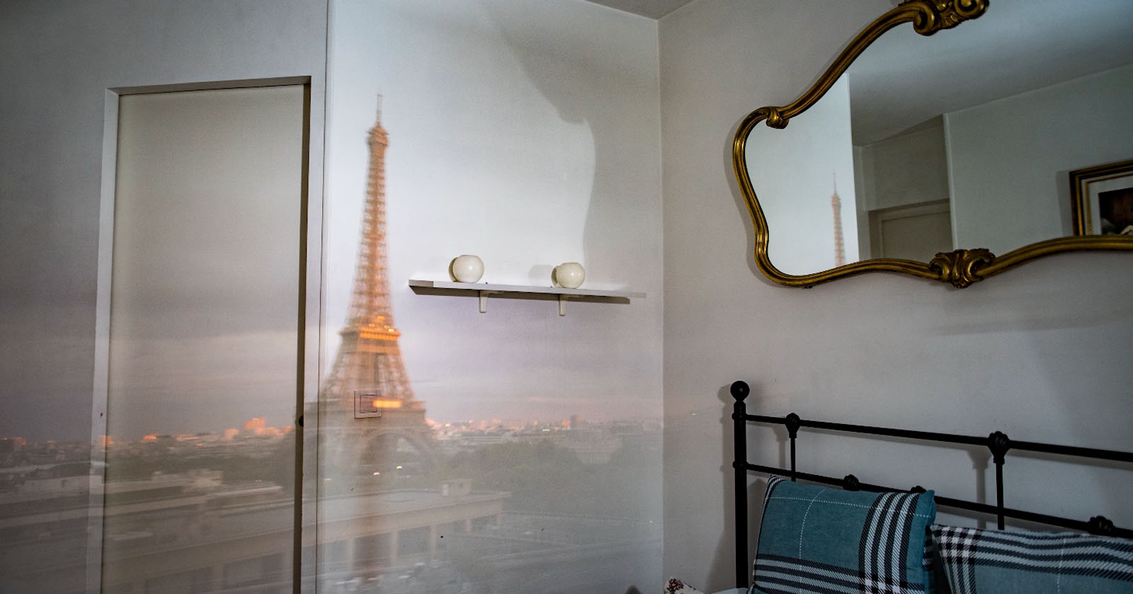 Photographer Turns a Paris Apartment into a Giant Camera