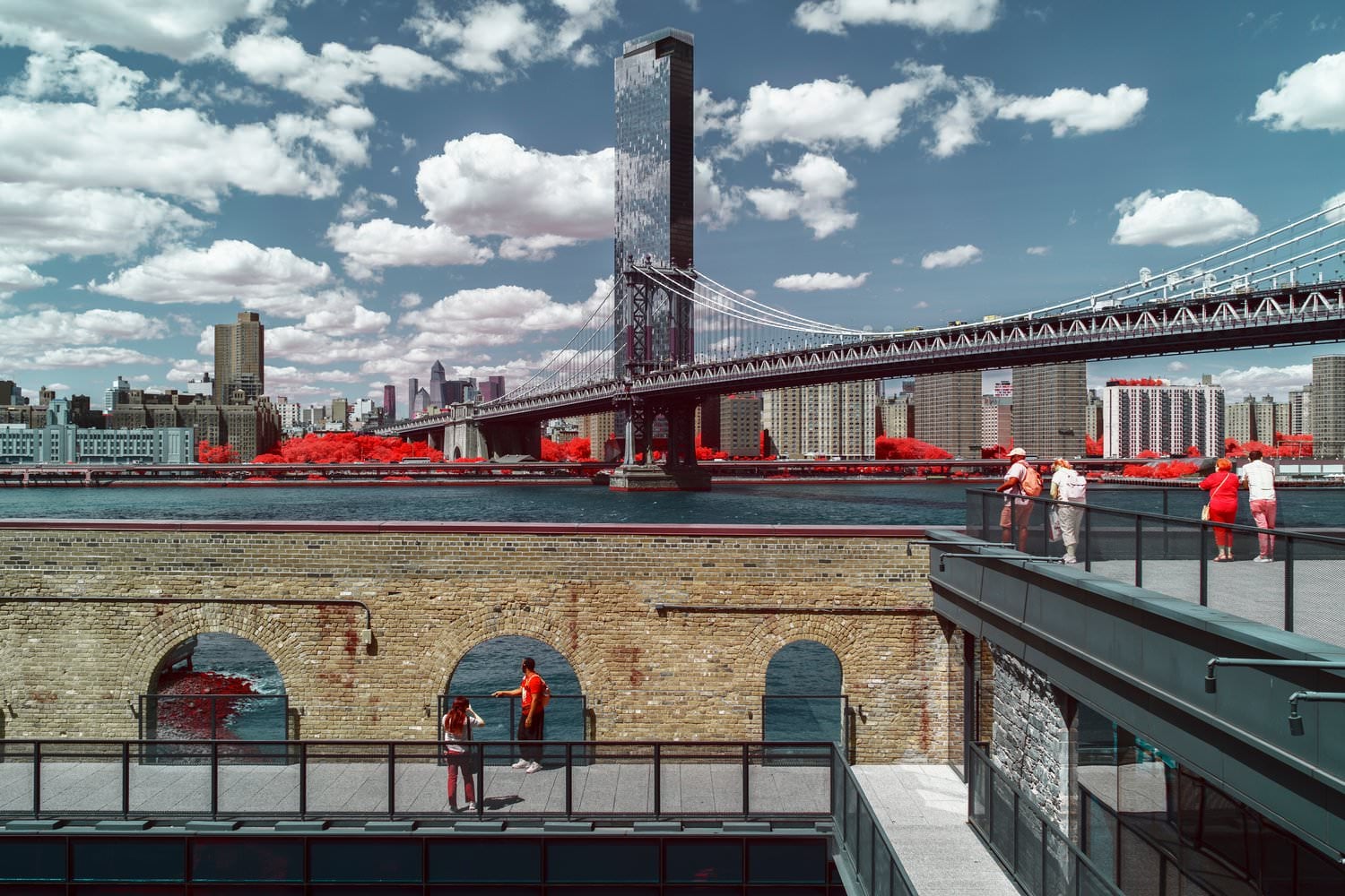 Infrared Photos of New York City Show the Big Apple in a Different ...