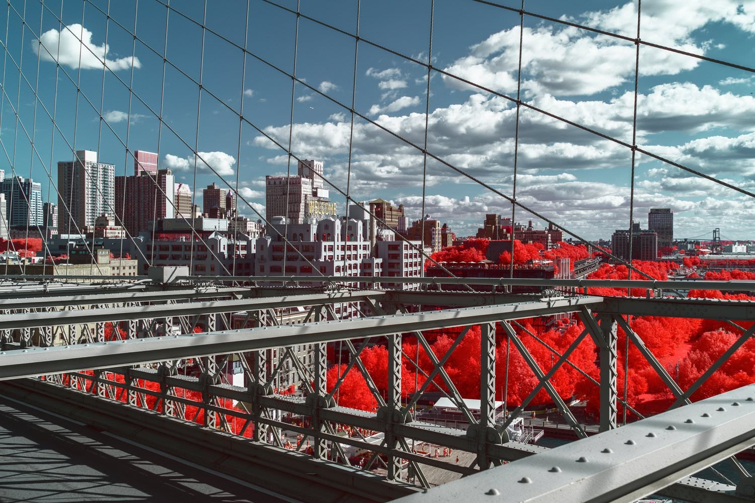 Infrared Photos of New York City Show the Big Apple in a Different ...